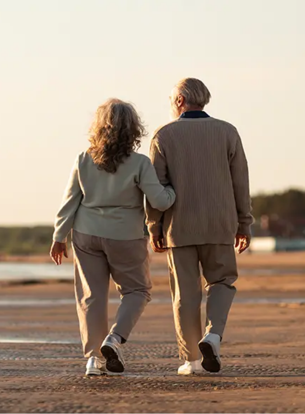 Dr. Fabian Corona | Médico Geriatra, atención integral al adulto mayor